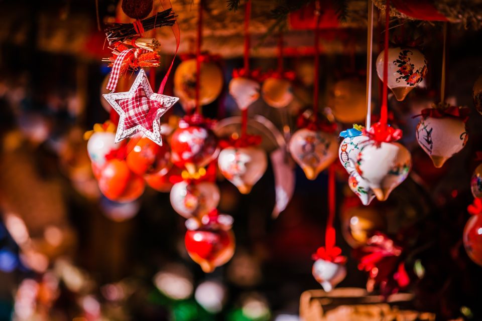 Bologna: 2-Hour Private Local's Christmas - Practicalities that matter on a short private walk