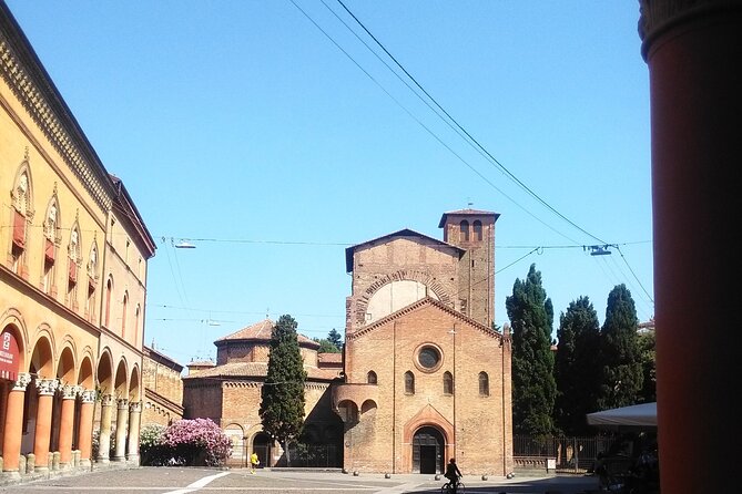 Bologna : a walk into history - Piazza Maggiore: The City’s Big Stage and the Plan Behind It