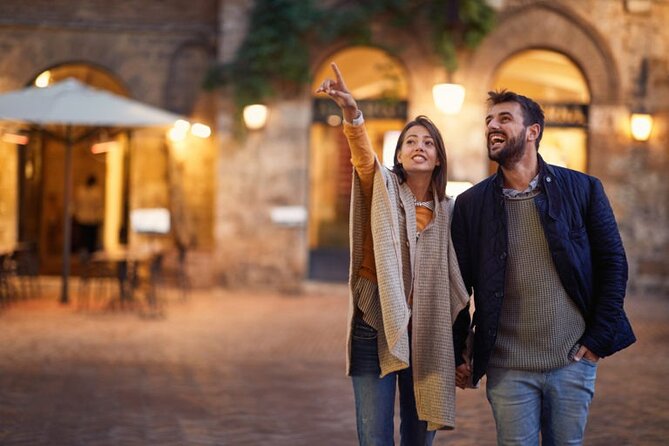 Bologna By Night Walking Tour - Meeting at Piazza del Nettuno and how the 2-hour rhythm works