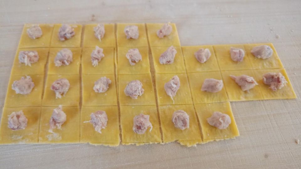 Bologna: Class dedicated to the pasta and tiramisu making - Meeting Point on Via Lincoln: Find the Setup Fast