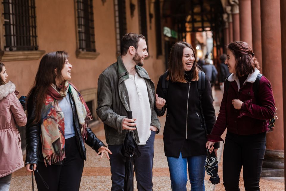 Bologna: Eat and Drink Like a Local Food Tour - Aperitivo hour at a favorite bar: how locals unwind