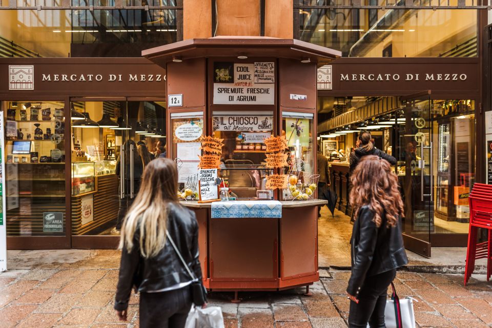 Bologna: Highlights and Hidden Gems of the City Tour - Flexibility on the Day: When Your Guide Suggests a Turn
