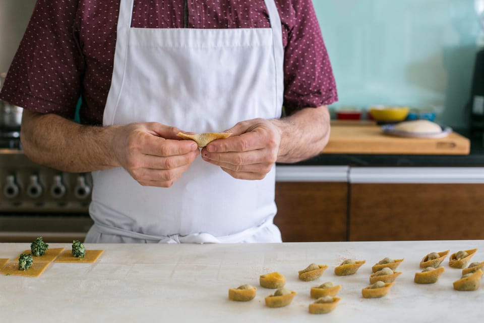 Bologna : Pasta Making With Local Chef + Wine - Before you cook: aperitivo, pizza, and wine