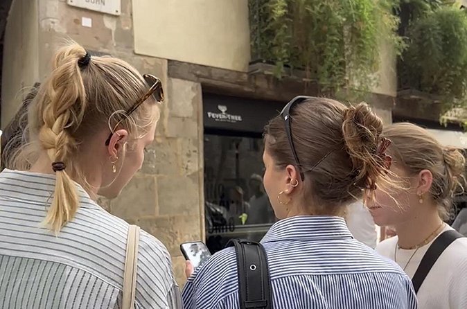 Bologna Sherlock Holmes Murder Mystery Game - What you need to bring (and what the game does for you)