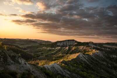 Bologna Surroundings Photo Tour: Rolling Hills and Ravines - Price and logistics: why the cost feels reasonable