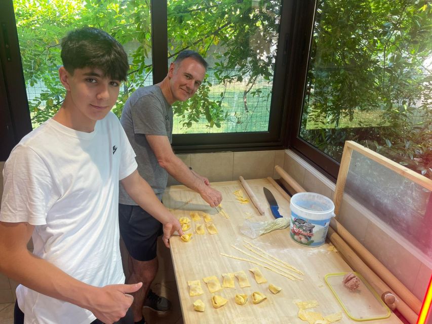 Bologna: Traditional Bolognese Cooking Class with a Meal - Bologna Handmade Pasta Class: What makes this more than a cooking show