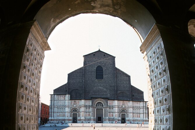 Bologna's Ancient and Recent History: A Self-Guided Audio Tour - San Petronio Basilica and the world’s largest sundial