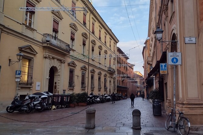 Bologna's Ancient and Recent History: A Self-Guided Audio Tour - Santo Stefano and the Seven Churches moment