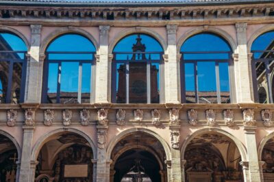 Cathedral of San Petronio and Archiginnasio Private Tour - Piazza Maggiore walk timing: why the route feels efficient