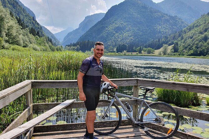 Guided E-bike Tour in Bologna with aperitif - Aperitif finish: Bolognese Apennines flavors, not just a token drink
