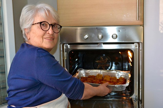 Private Market Tour and Cooking Class in Bologna with Giovanna C - Cooking in Giovanna’s Kitchen: What You Actually Do in 4 Hours