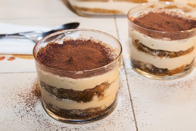 Private Pizza & Tiramisu Class at a local's home with tasting in Bologna - Pizza-Making Coaching: Where You Learn More Than Just What To Do